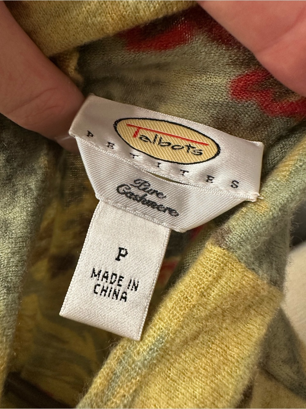 Y2K Talbots Cashmere Cowl Neck Sweater in Cream, Green & Red - Picture 2 of 3